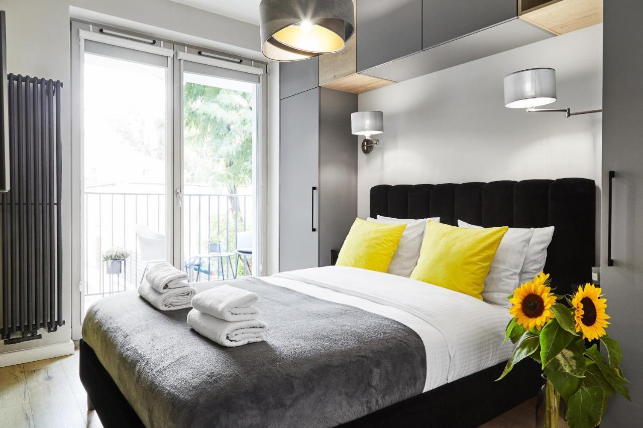 Apartment Househost :miodowa 42/4a *